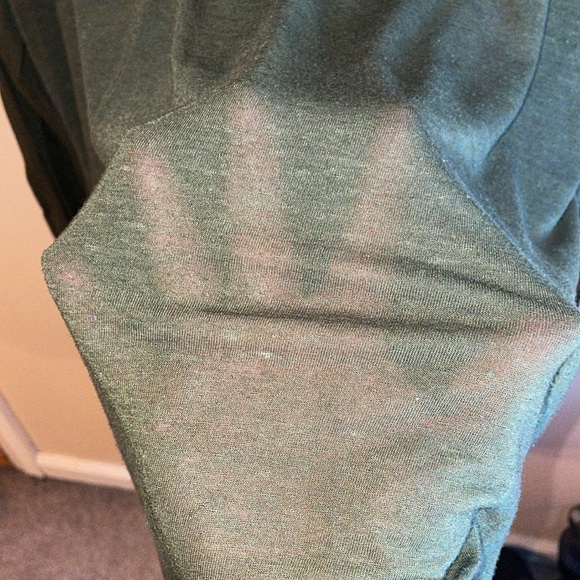 Tissue material long sleeve sheer top - Picture 4 of 6